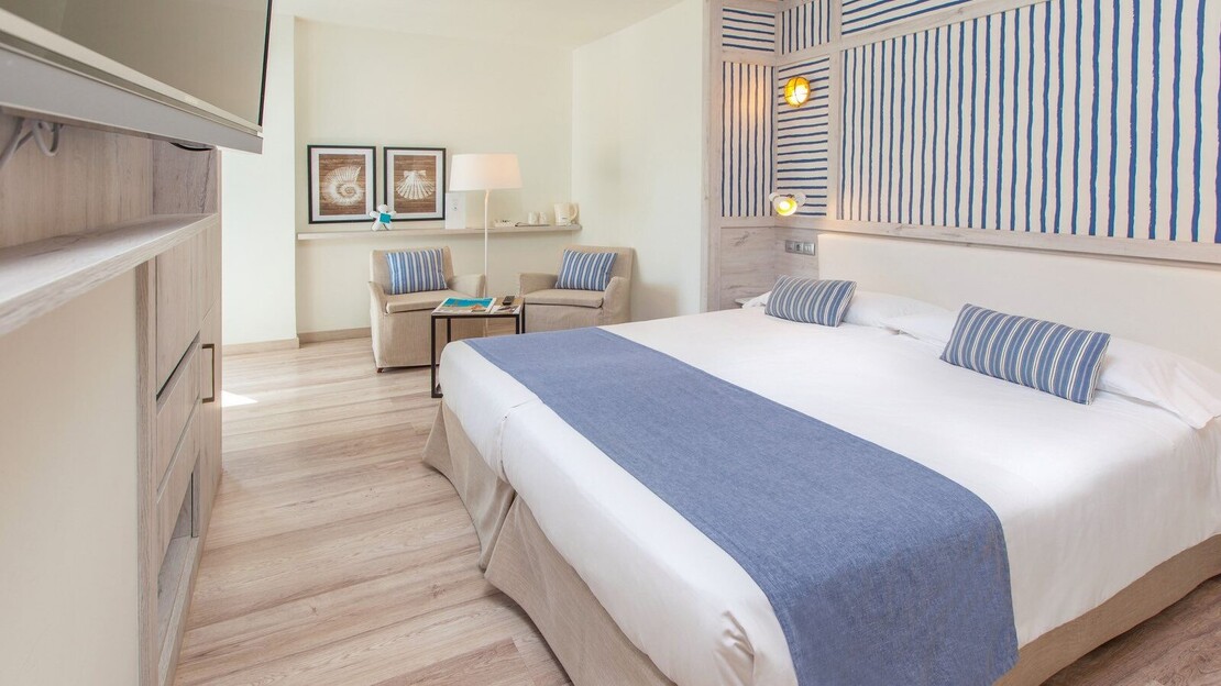 Corallium Beach By Lopesan Hotels